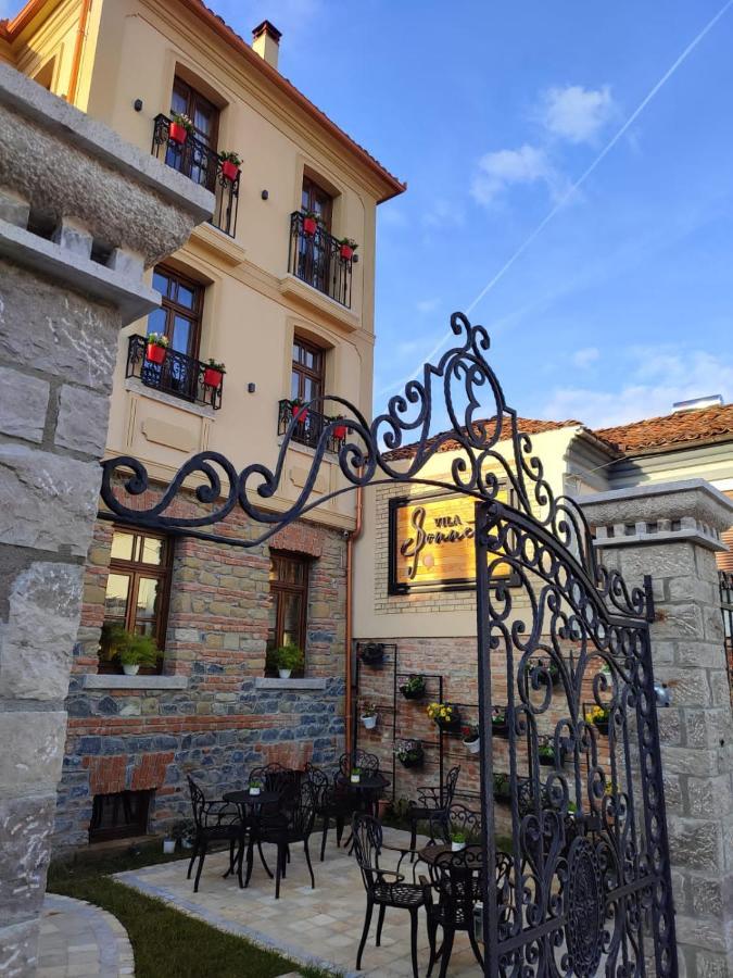Sonnet Hotel *