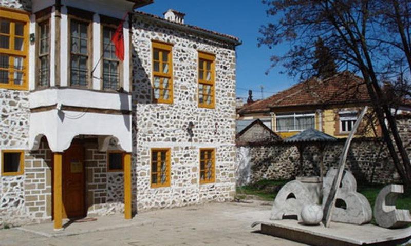 Sonnet Korce